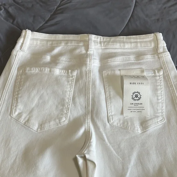 RISEN Women's White Barrel Leg Jeans - Picture 6 of 6